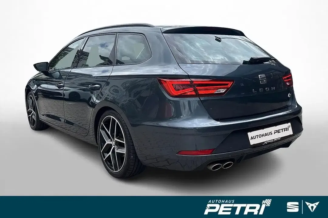 SEAT Leon - Thumbnail 3