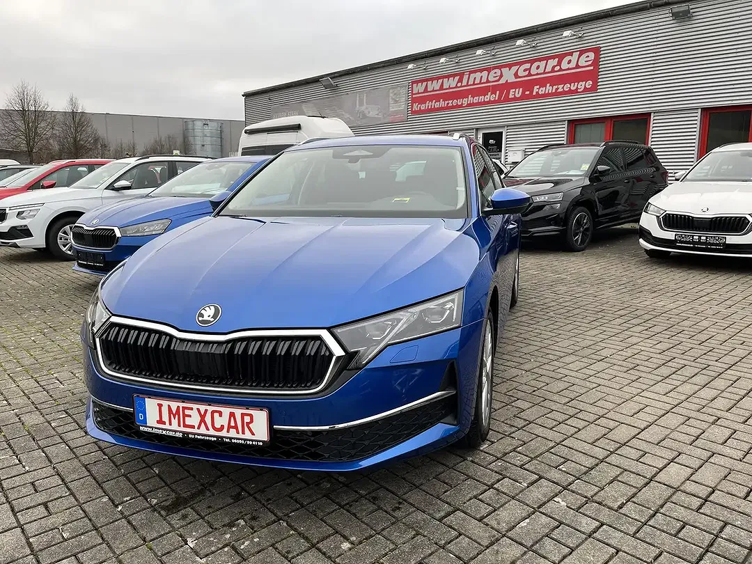 Skoda Octavia - Thumbnail 1