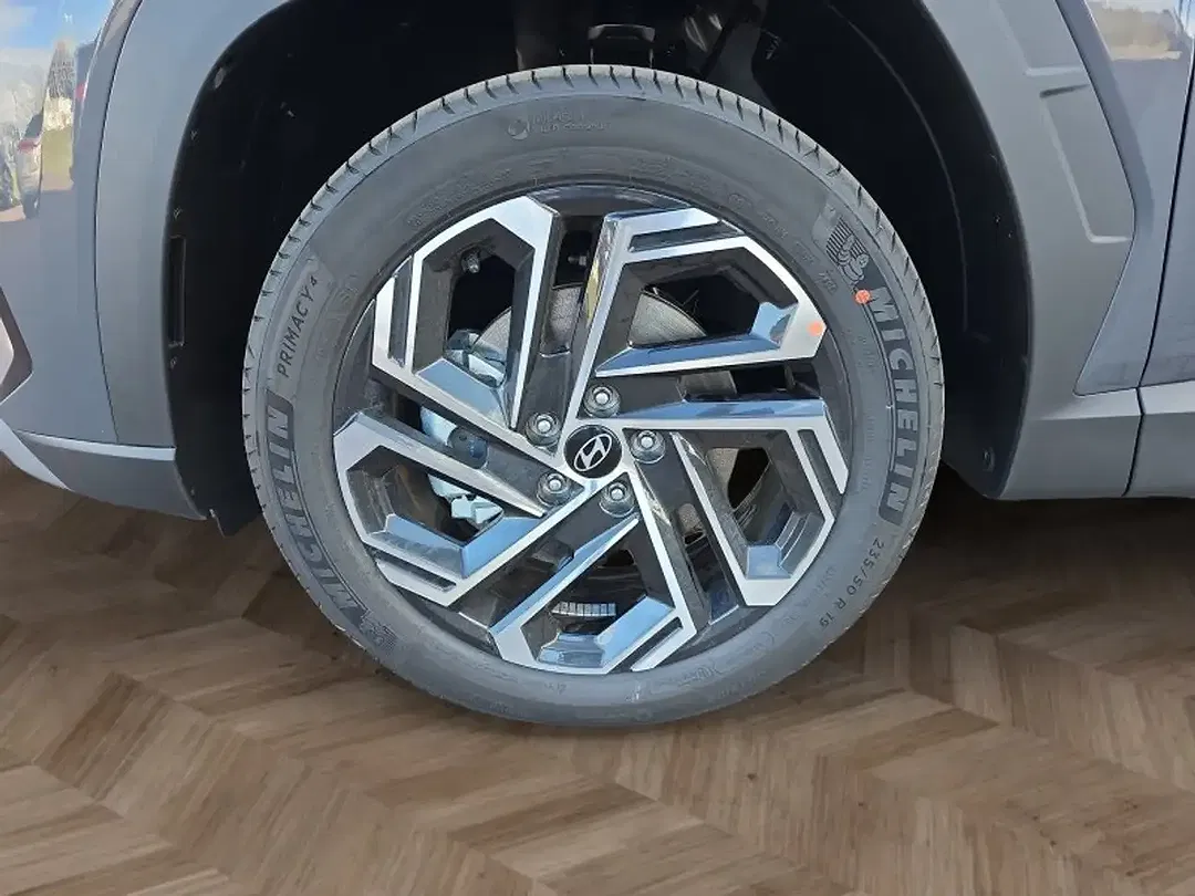 Hyundai TUCSON - Thumbnail 16