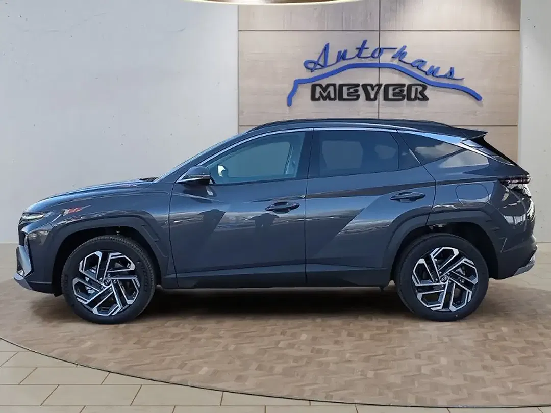 Hyundai TUCSON - Thumbnail 2
