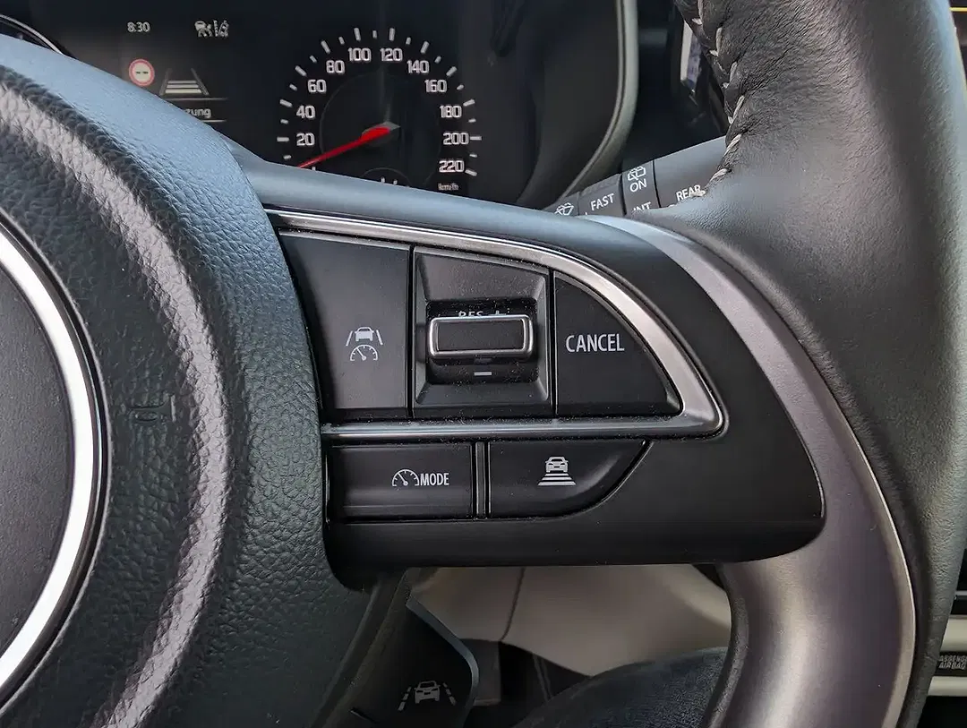 Suzuki Swift - Thumbnail 16