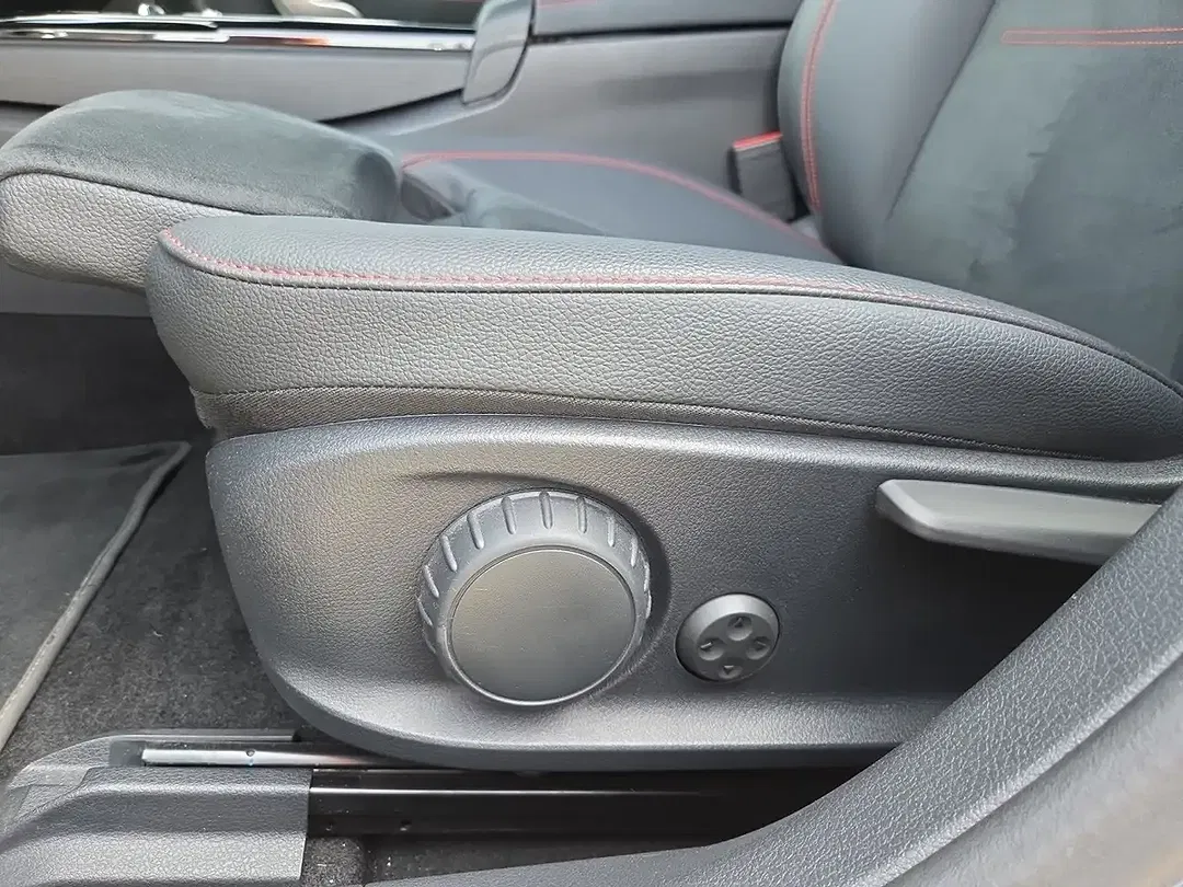 Mercedes-Benz A 200 - Thumbnail 8
