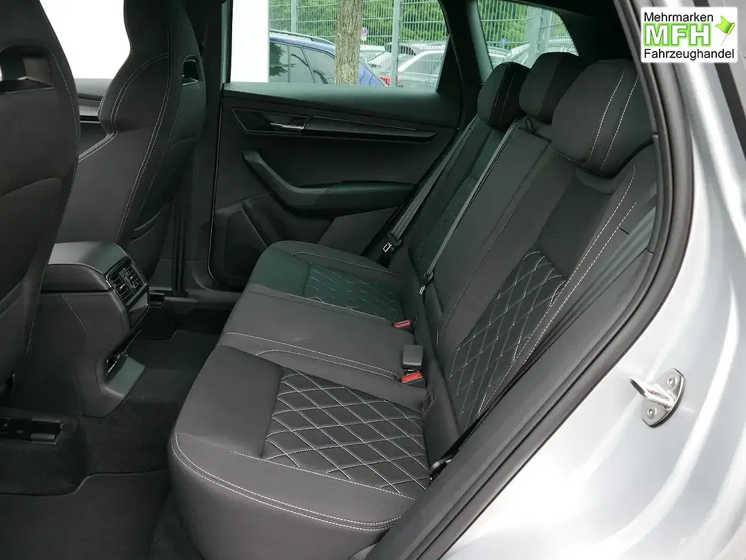 Skoda Karoq - Thumbnail 6