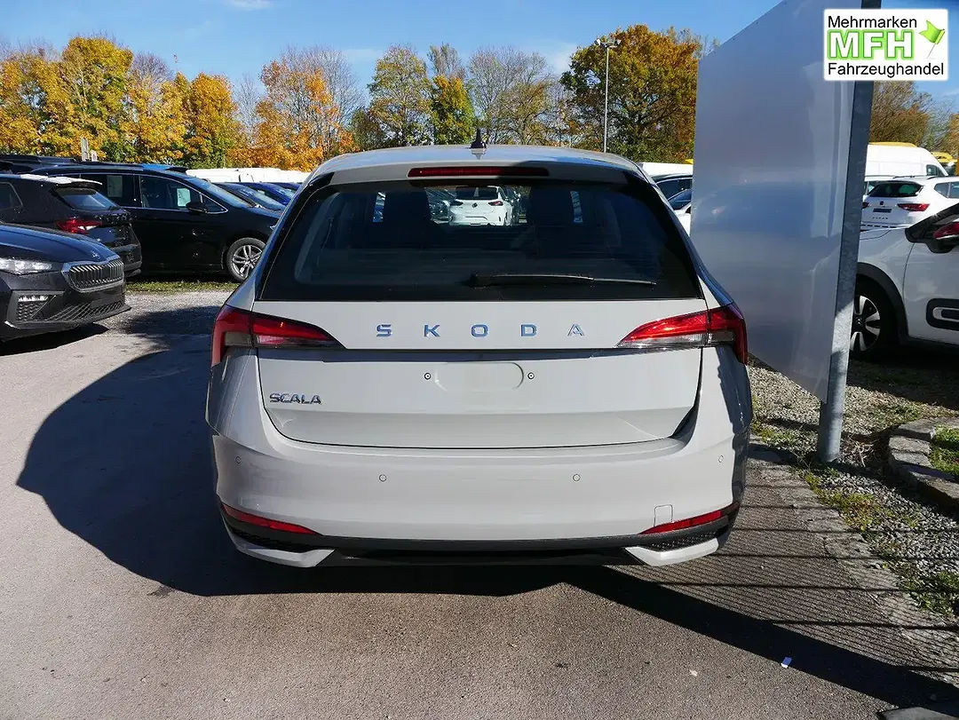 Skoda Scala - Thumbnail 2