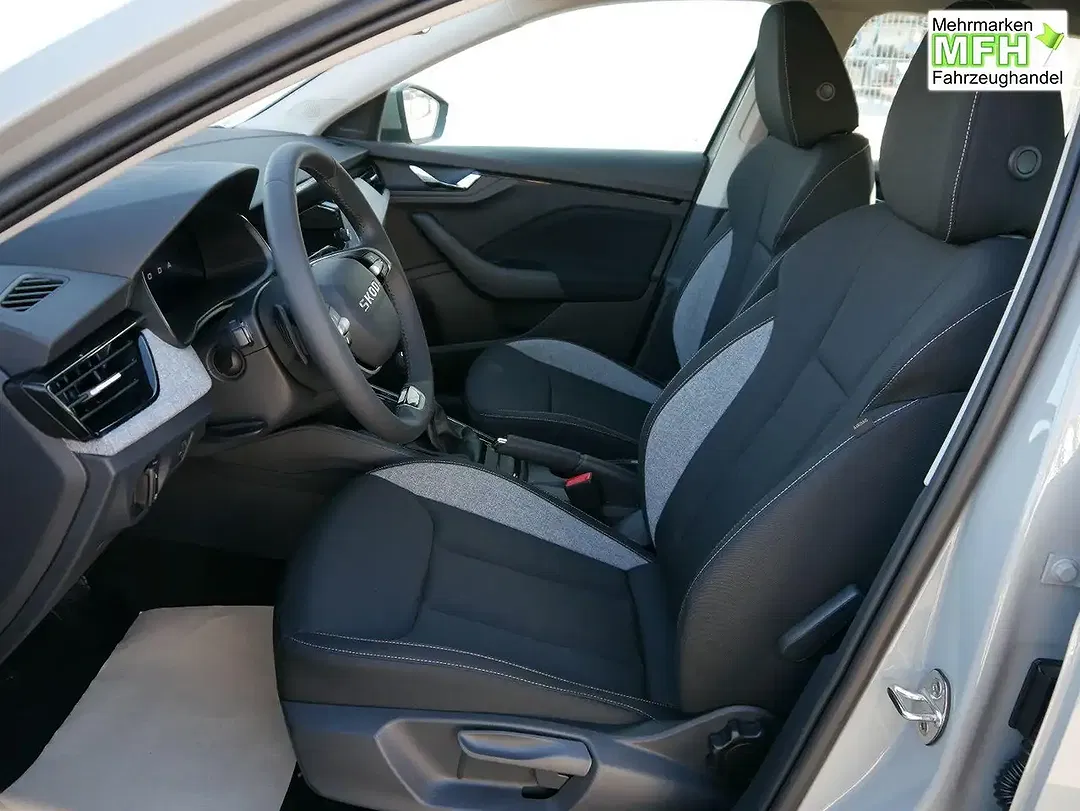Skoda Scala - Thumbnail 8