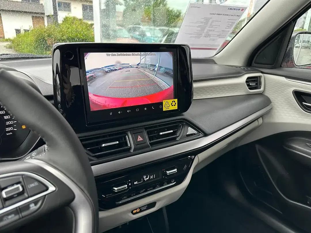 Suzuki Swift - Thumbnail 10