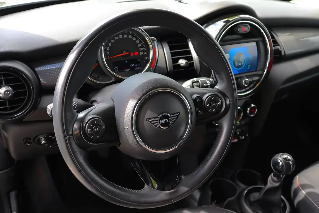 MINI Cooper - Thumbnail 9