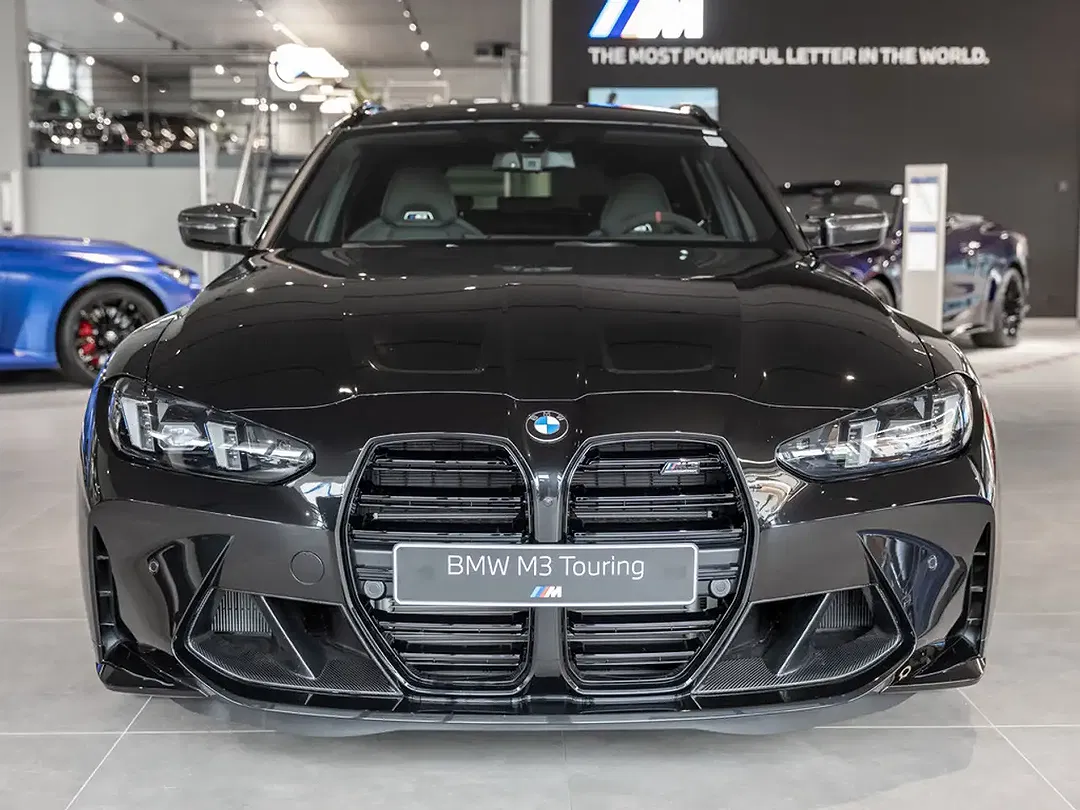 BMW M3 - Thumbnail 3