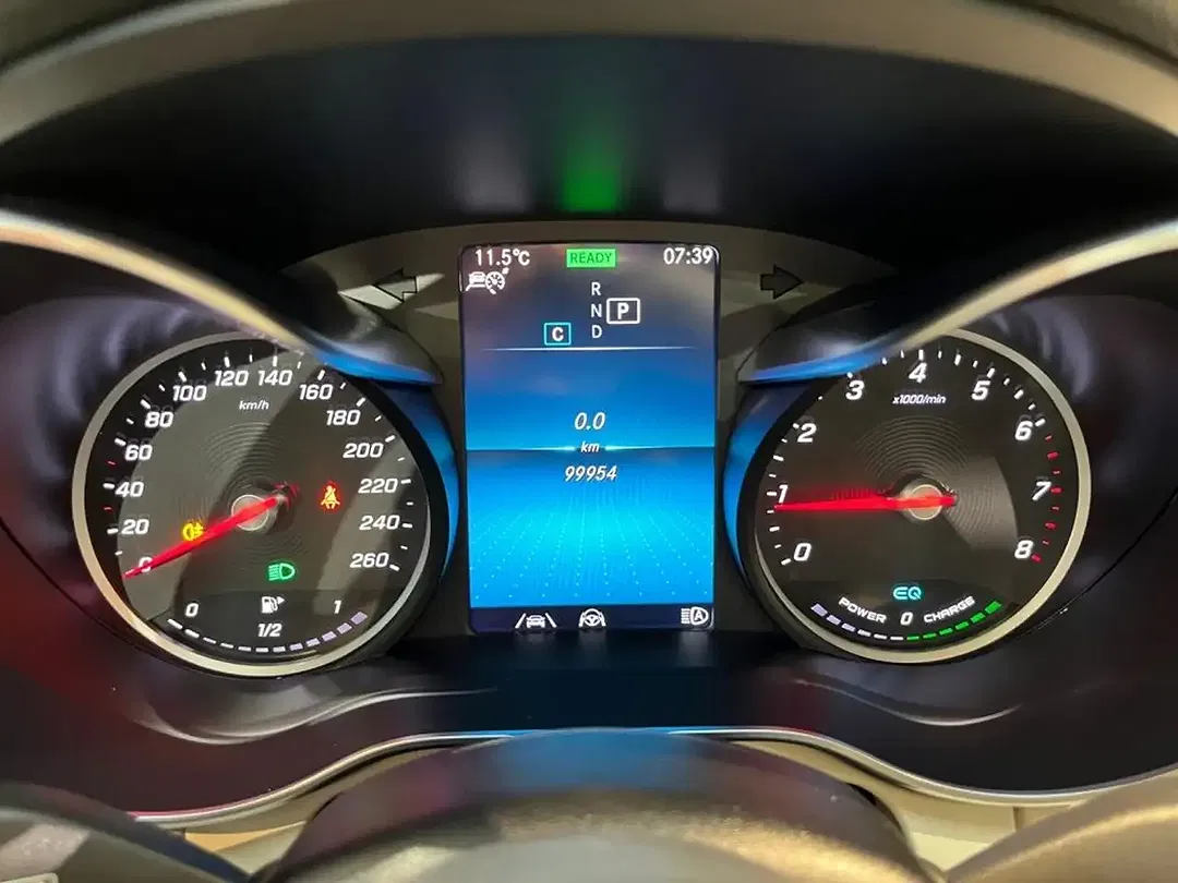 Mercedes-Benz C 300 - Thumbnail 9