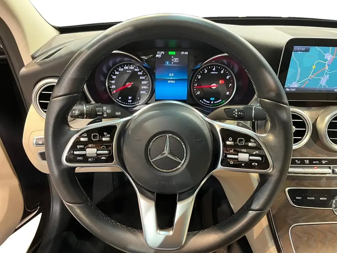 Mercedes-Benz C 300 - Thumbnail 10