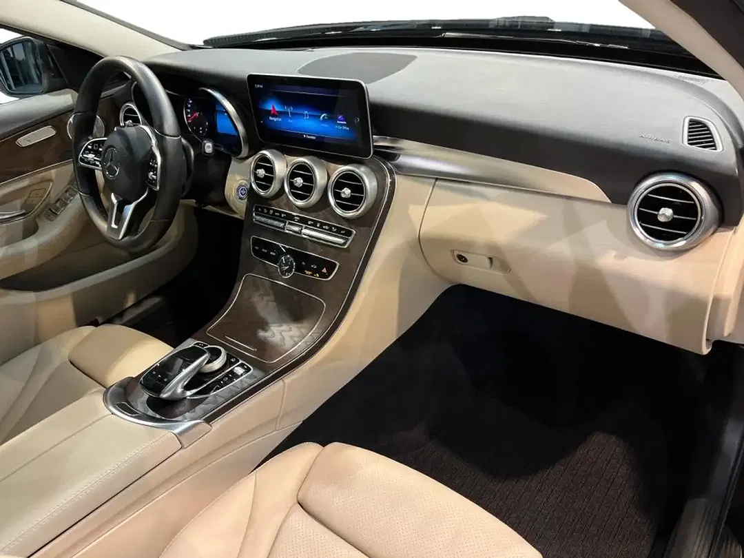 Mercedes-Benz C 300 - Thumbnail 3