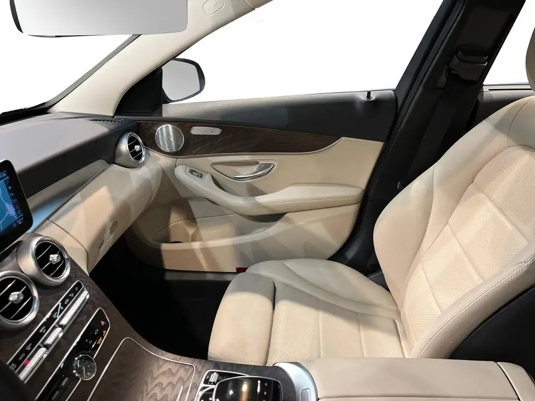 Mercedes-Benz C 300 - Thumbnail 4