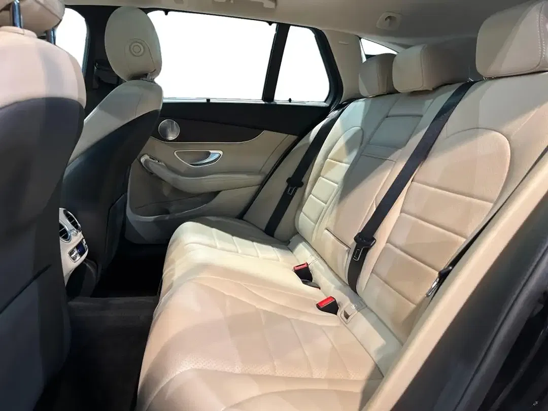 Mercedes-Benz C 300 - Thumbnail 7