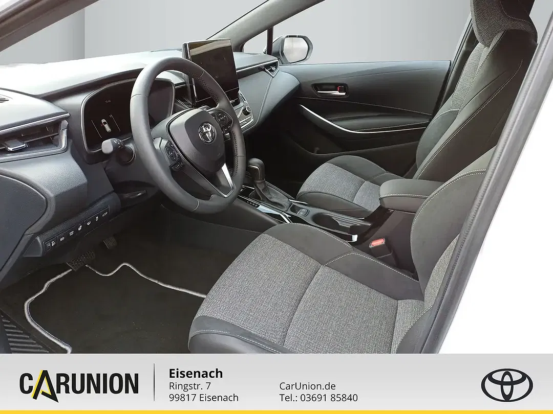 Toyota Corolla - Thumbnail 7