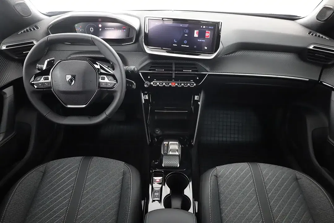 Peugeot 2008 - Thumbnail 8