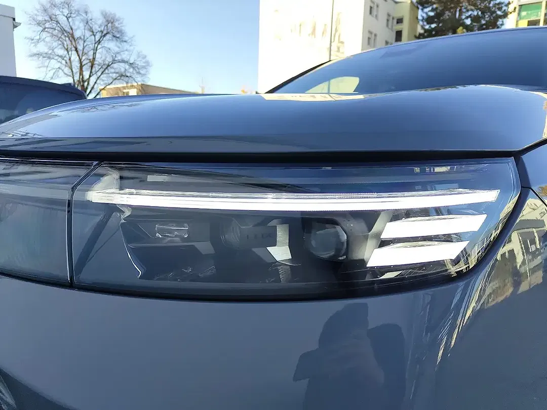 Opel Grandland - Thumbnail 6