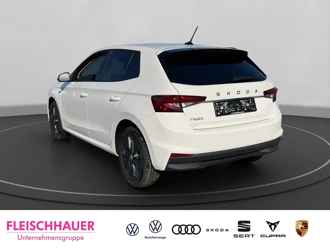 Skoda Fabia - Thumbnail 4