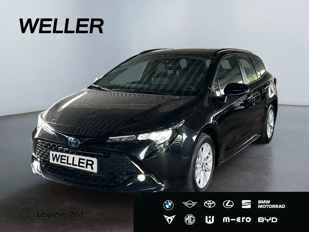 Toyota Corolla - Thumbnail 1