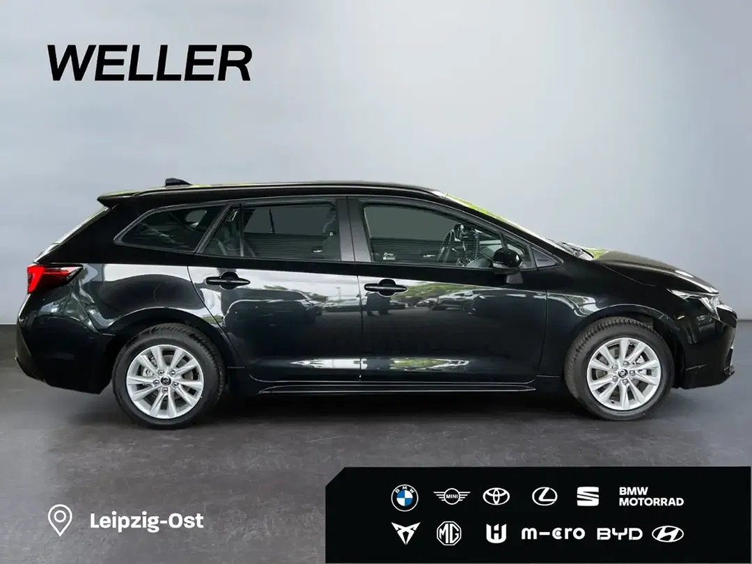Toyota Corolla - Thumbnail 8