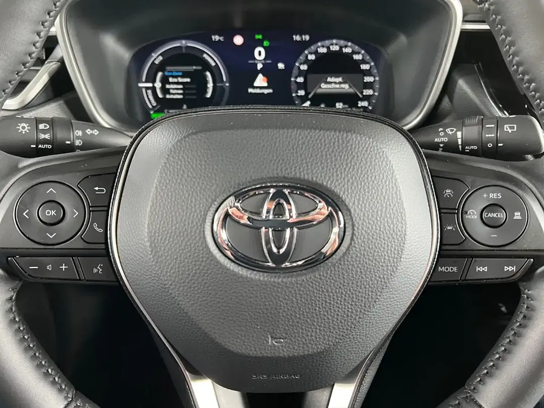 Toyota Corolla - Thumbnail 12
