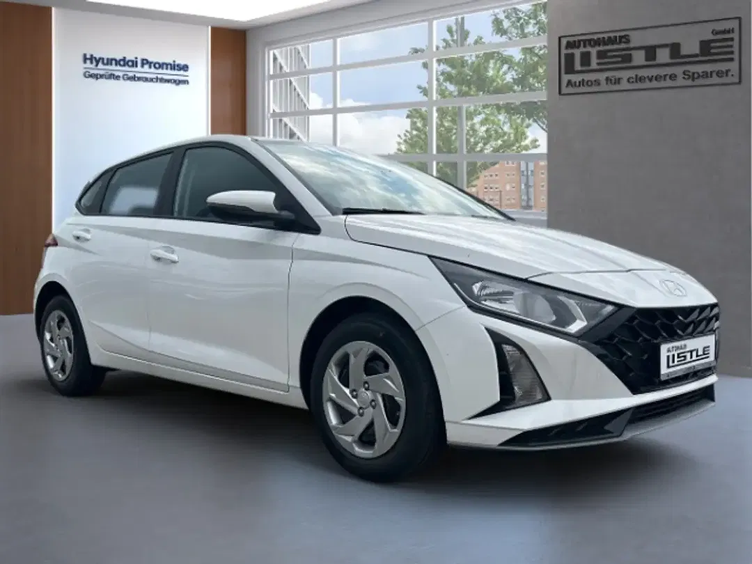 Hyundai i20 - Thumbnail 2