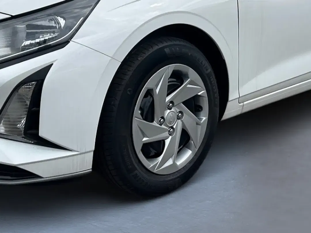 Hyundai i20 - Thumbnail 6