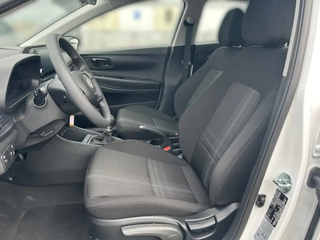 Hyundai i20 - Thumbnail 7
