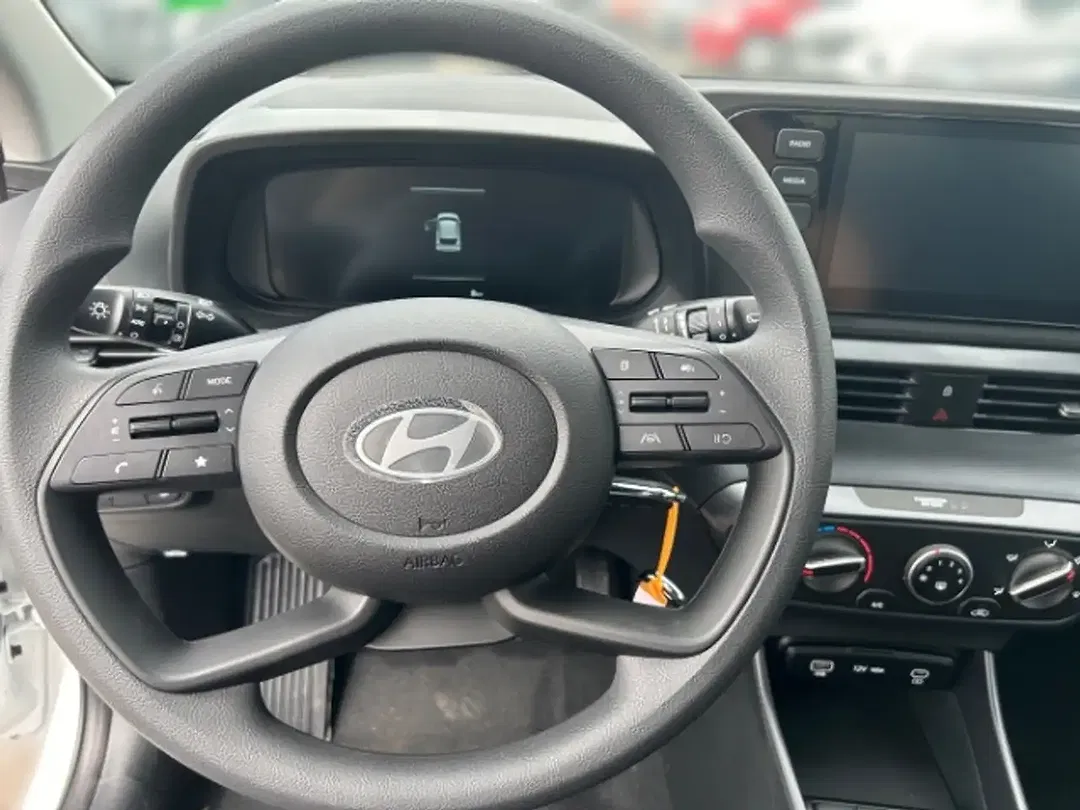 Hyundai i20 - Thumbnail 8