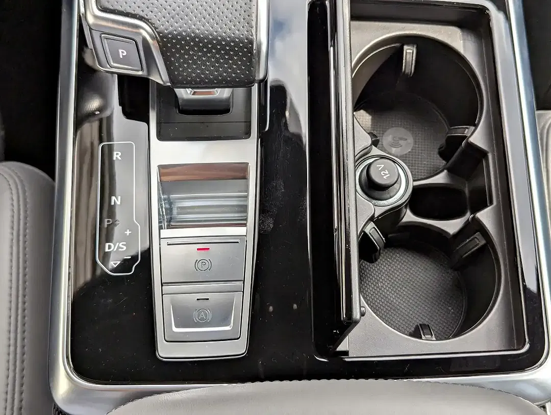 Audi SQ7 - Thumbnail 21