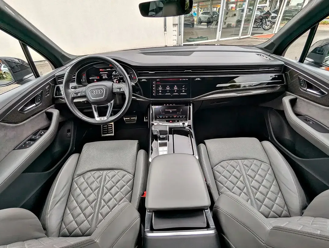 Audi SQ7 - Thumbnail 23