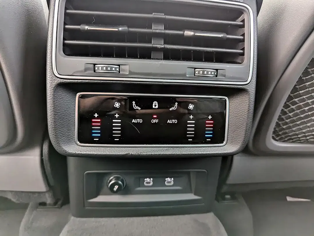 Audi SQ7 - Thumbnail 31