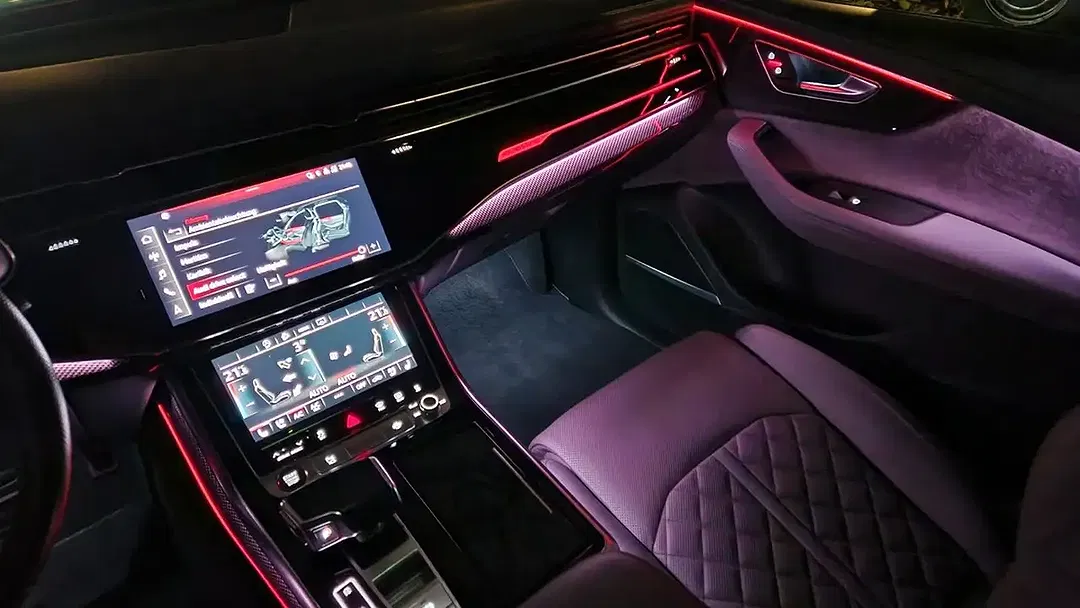 Audi SQ7 - Thumbnail 36