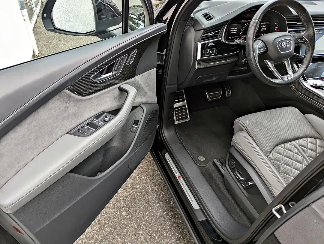 Audi SQ7 - Thumbnail 9