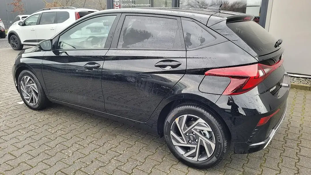 Hyundai i20 - Thumbnail 6