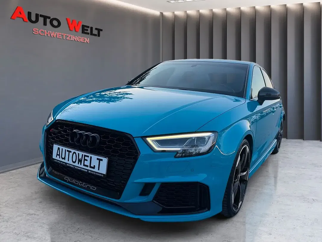 Audi RS3 quattro Matrix LED