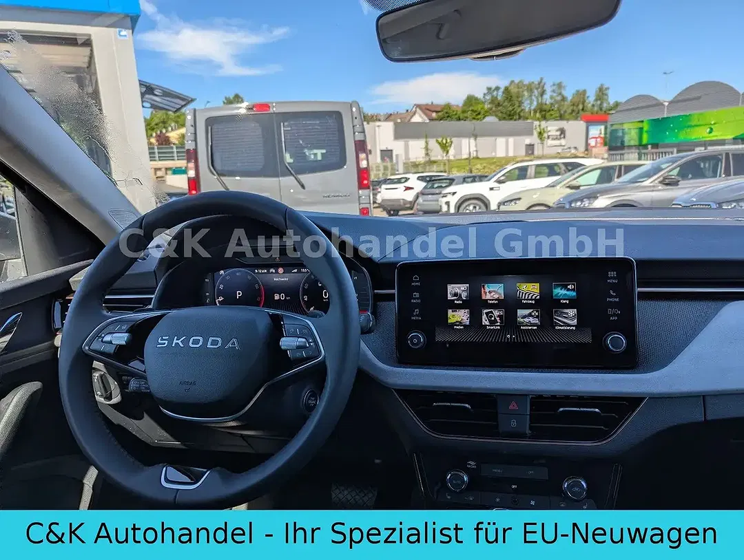 Skoda Scala - Thumbnail 3