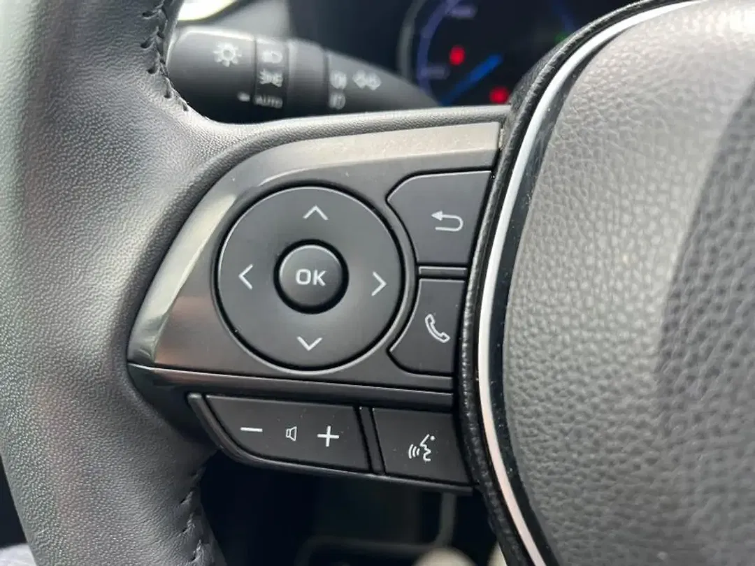 Toyota RAV 4 - Thumbnail 13