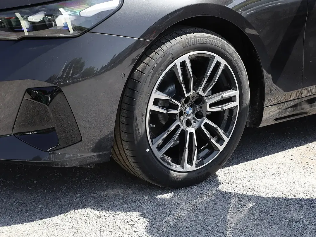 BMW 520 - Thumbnail 5