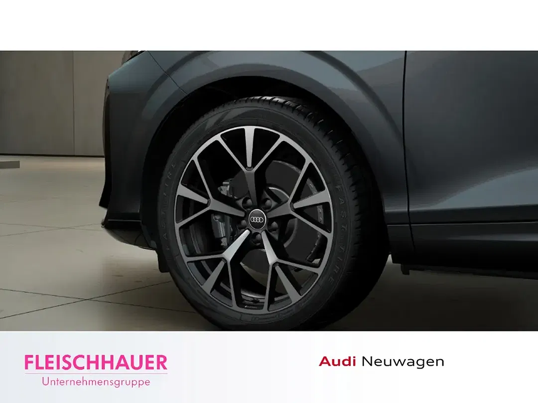 Audi Q3 - Thumbnail 5