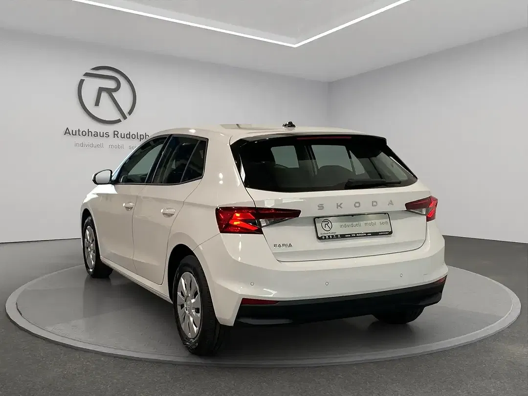 Skoda Fabia - Thumbnail 2
