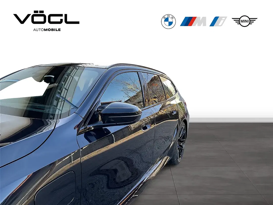 BMW M5 - Thumbnail 11