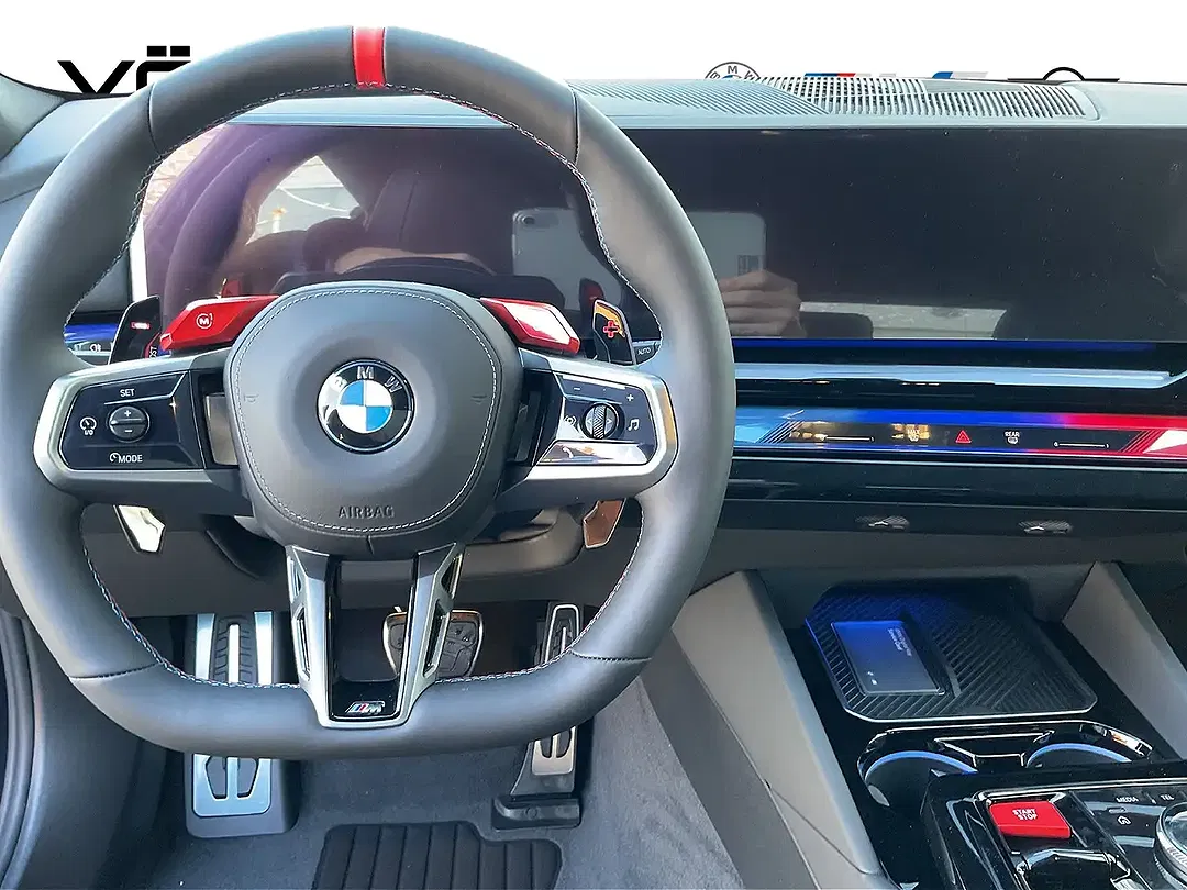 BMW M5 - Thumbnail 5