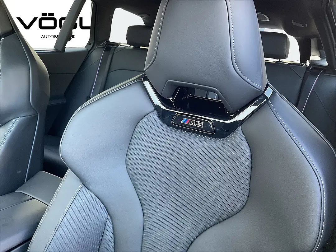 BMW M5 - Thumbnail 7