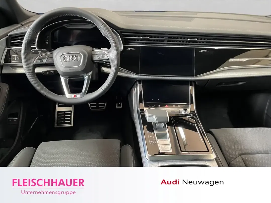 Audi Q8 - Thumbnail 10