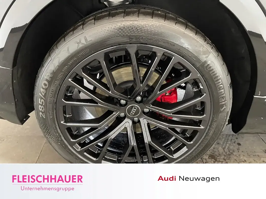 Audi Q8 - Thumbnail 7
