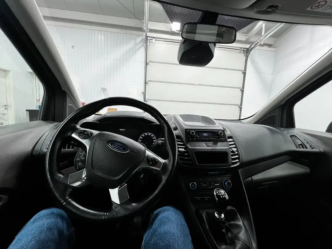 Ford Transit Connect - Thumbnail 10