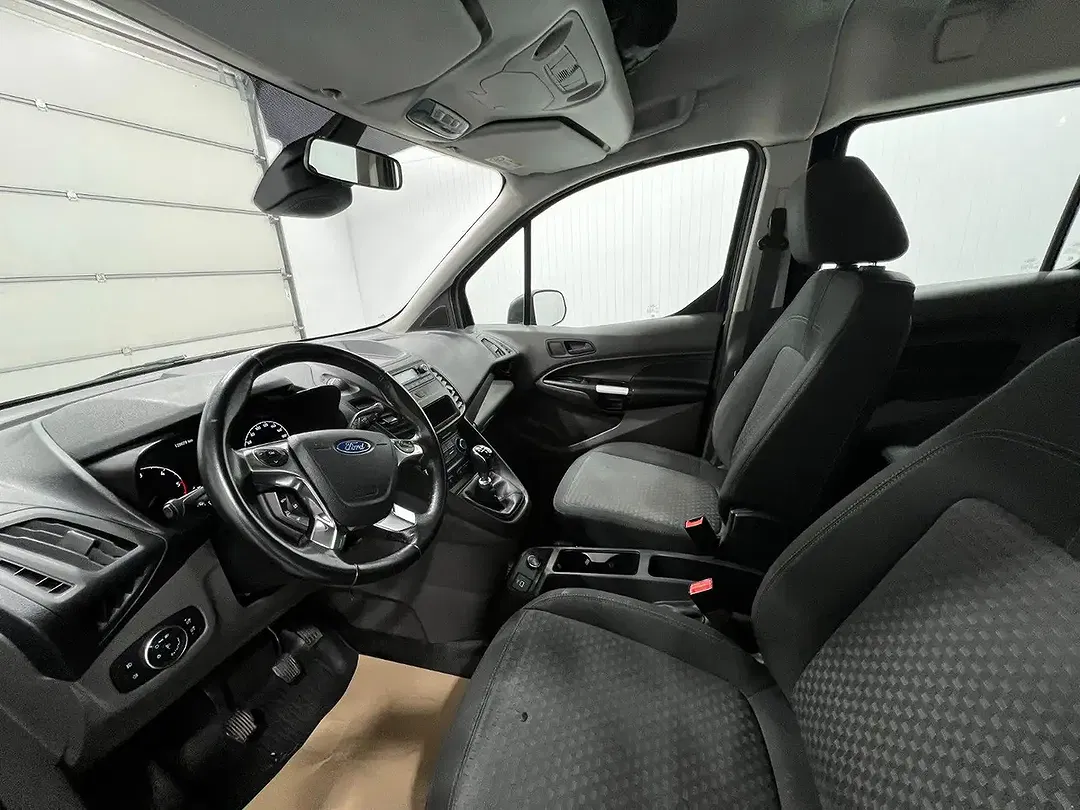 Ford Transit Connect - Thumbnail 9