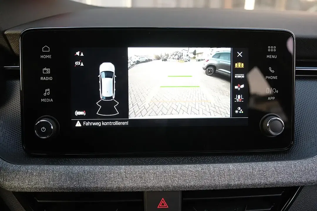 Skoda Scala - Thumbnail 13