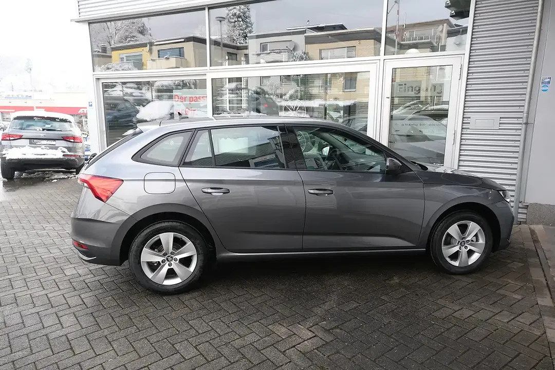 Skoda Scala - Thumbnail 5
