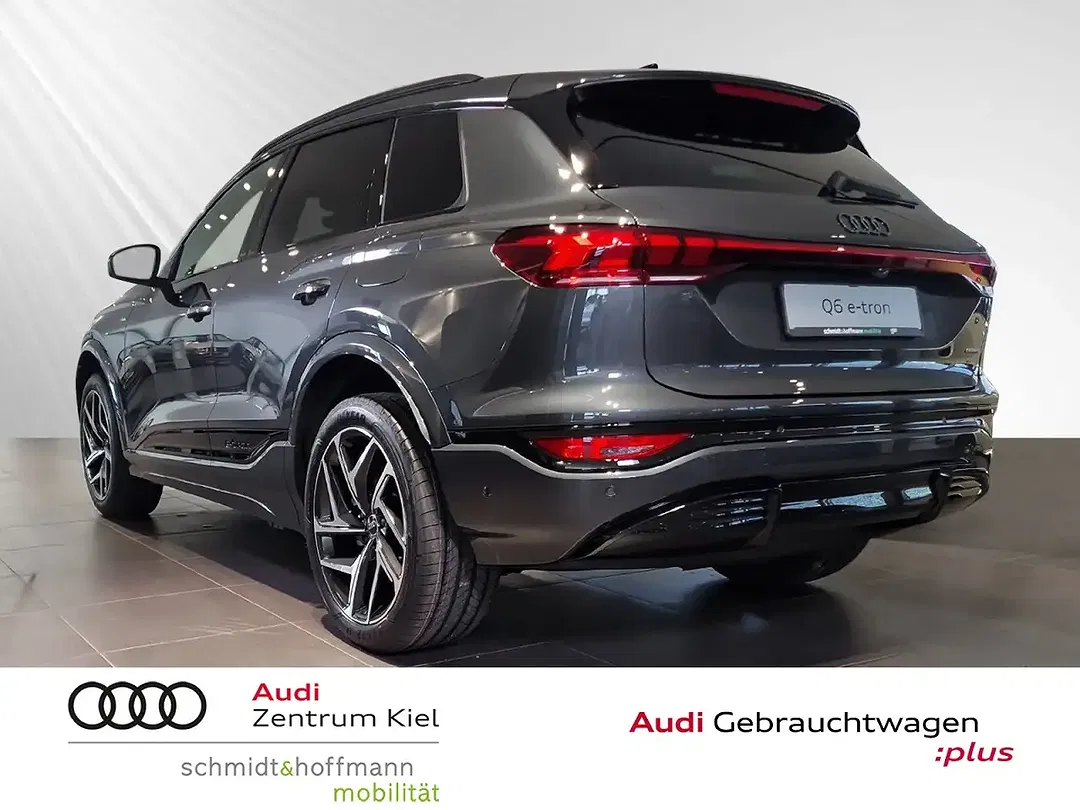 Audi Q6 e-tron - Thumbnail 3